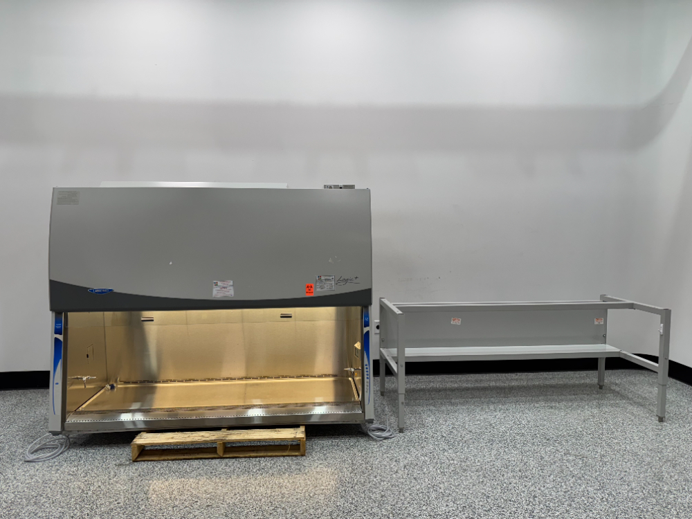 Image of Labconco Logic+ 6' BioSafety Cabinet